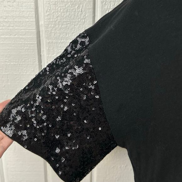 Express Women Tshirt Top Short Sleeve Sequin Black Grunge Princess Punk Size XS - Picture 2 of 7